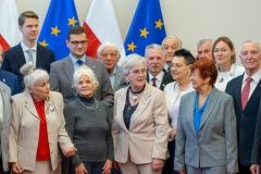 5bff04e0-4783-43fc-9c4c-206eecd66de0